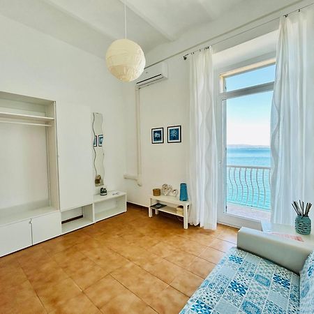 Molo 28 Beach Parking Ac Porto Santo Stefano  Buitenkant foto